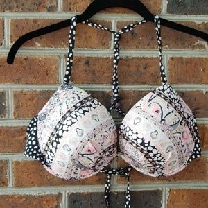 Victoria's secret swim top 36DD